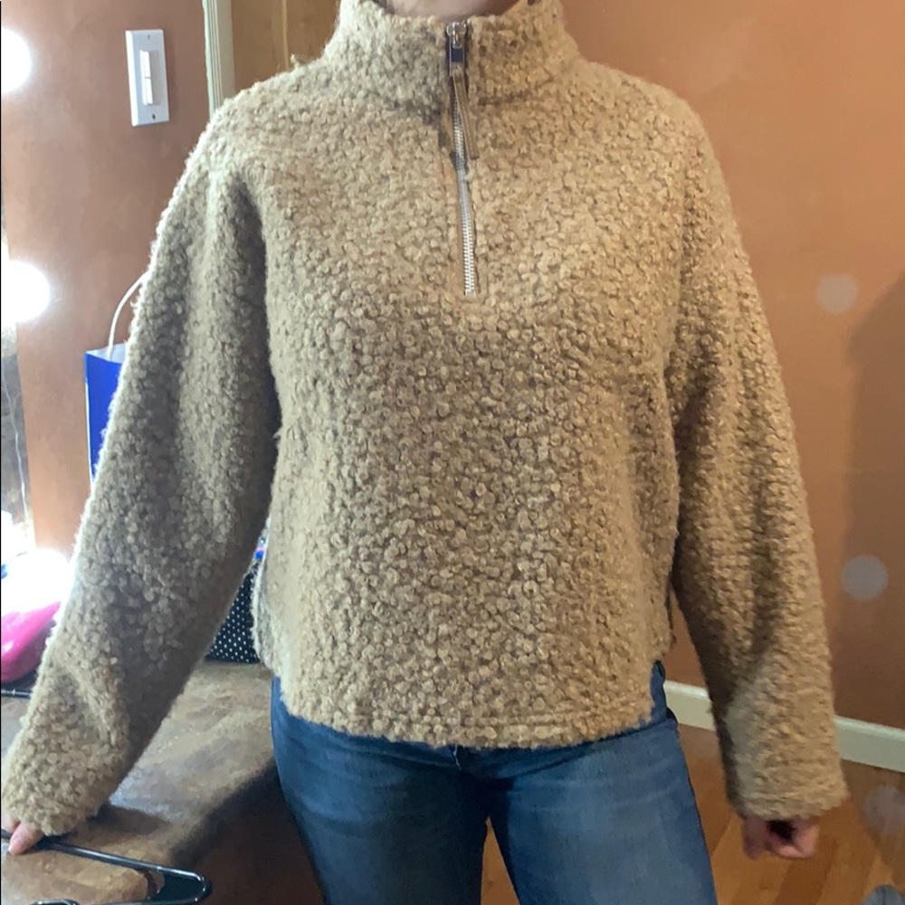 Zara pull over sweater. Size small.